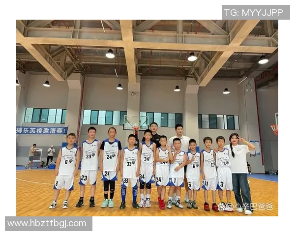 杭州篮球队在钻石联赛中的蜕变与新篇章探索之旅 杭州篮球队在钻石联赛中的蜕变与新篇章探索之旅